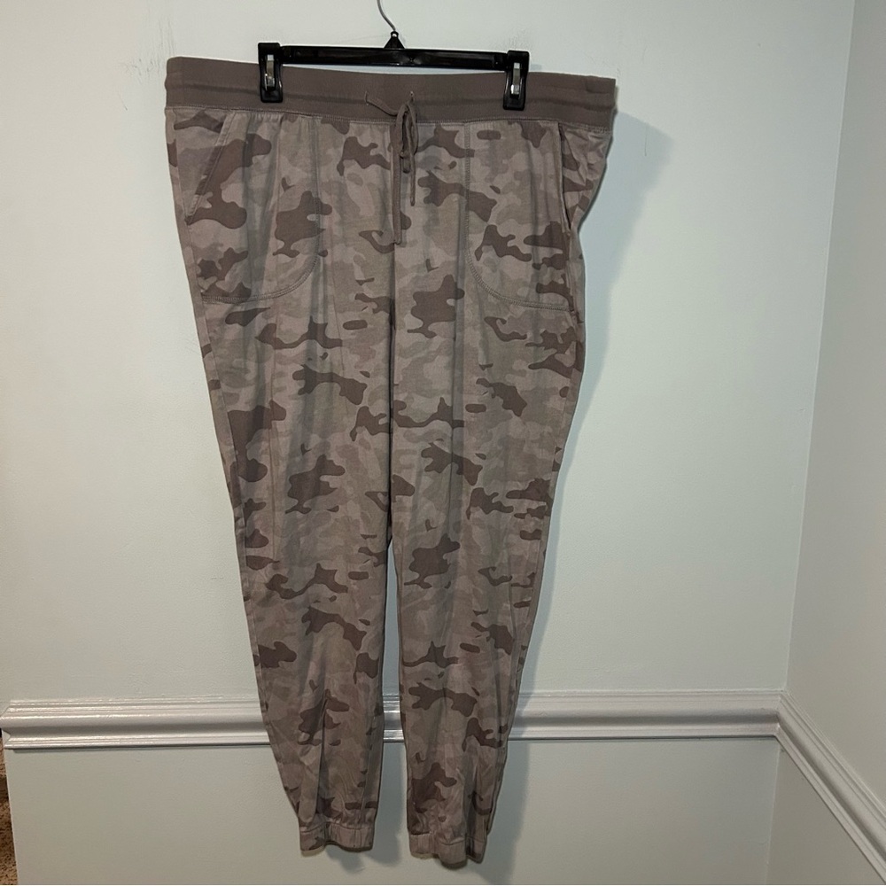 Torrid Sleep Gray Camo Print Cotton Blend Sweatpants with Pockets Size 3X